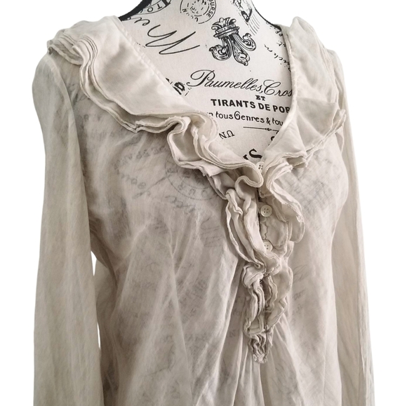 Soft goth ruffle collar ivory silk blend blouse - Picture 2 of 6